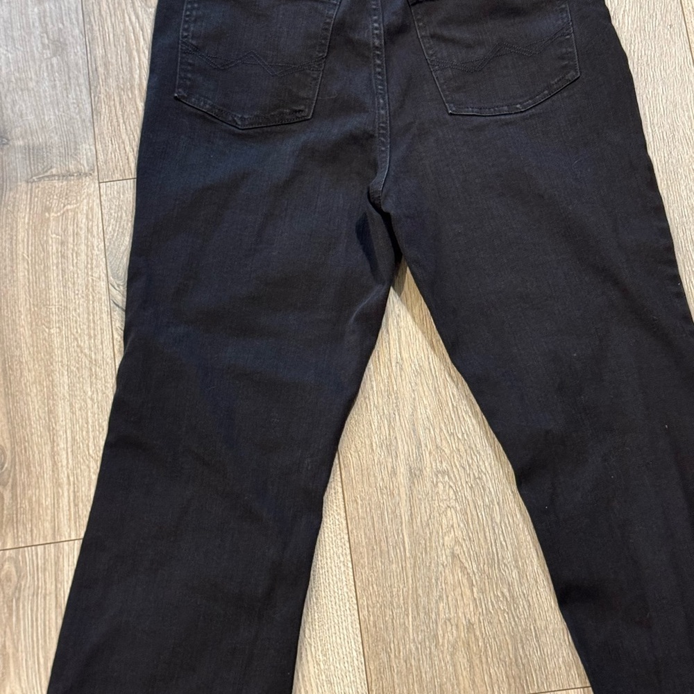 Wrangler Women's Black Jeans